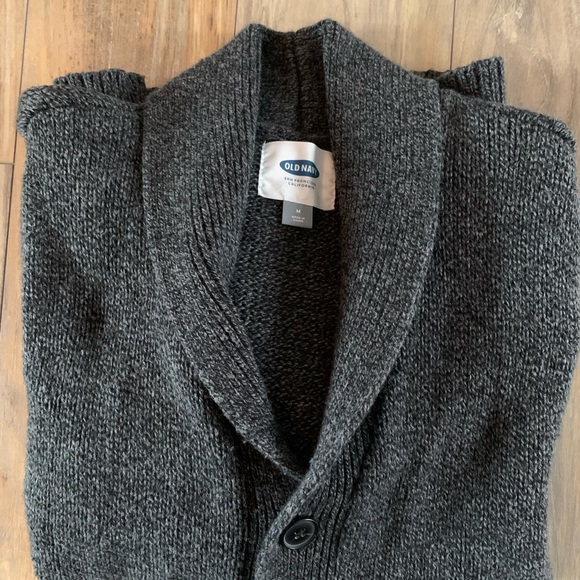 Cardigan sweater - Picture 1 of 2